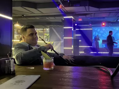 Объявление Парень