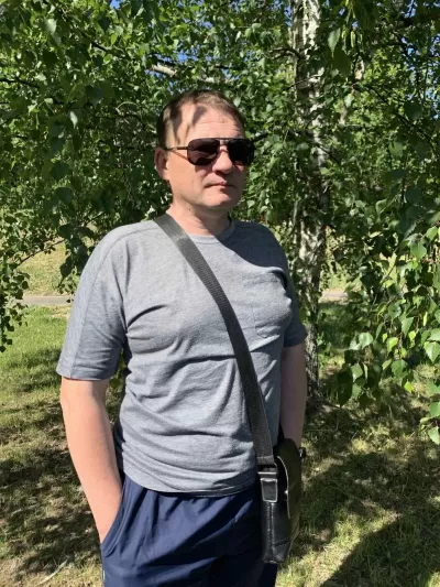 Объявление мне 18 люблю постарше
